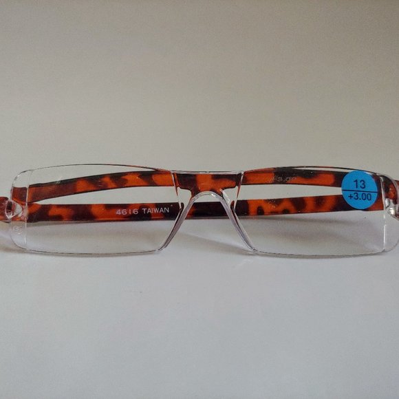 (NWT) Vintage 90's Rectangle Rimless 360 Degree Rotated Reading Glasses (S.Tort) - Picture 4 of 6